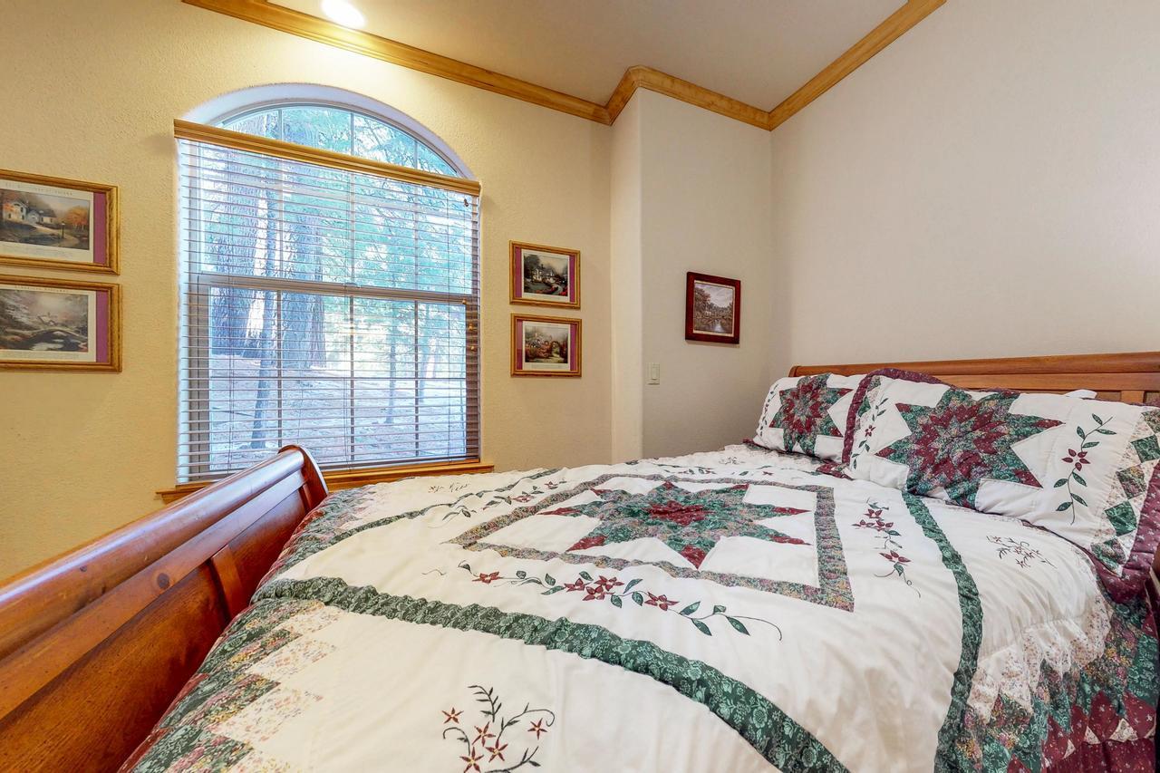New England Cottage Shaver Lake Ngoại thất bức ảnh